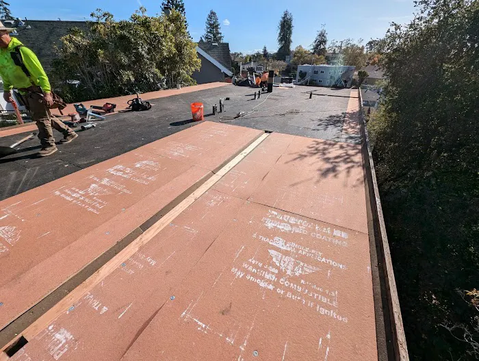 Leon Brothers Roofing Company Picture 4