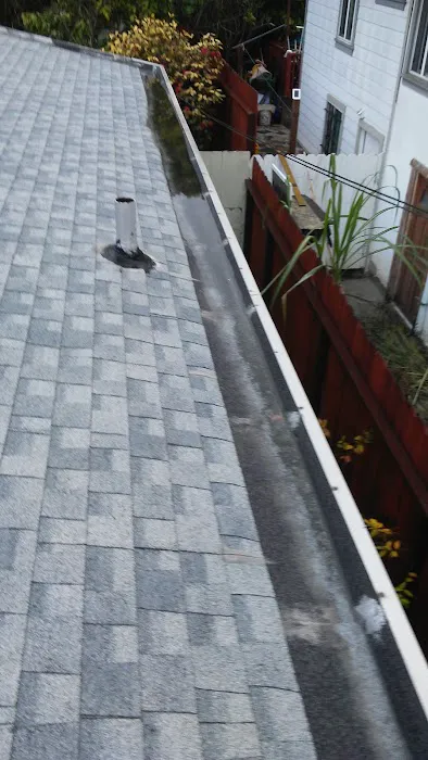 Oakland Roofing Co Picture 1