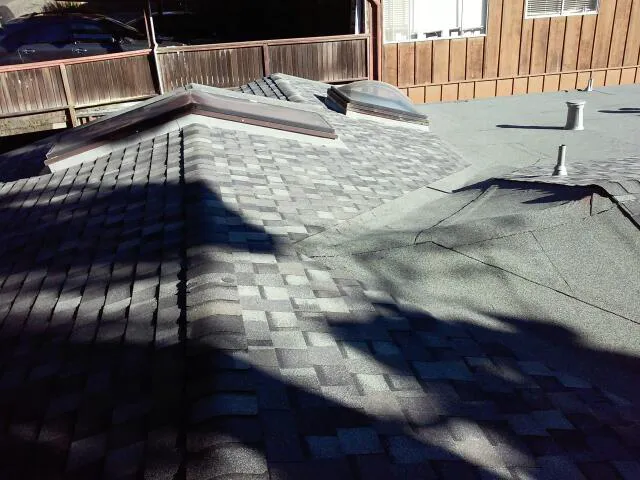 Lovett & Lovett Roofing Picture 2
