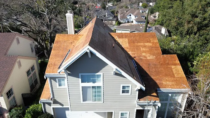 ELM Roofing Contractors Inc Picture 4