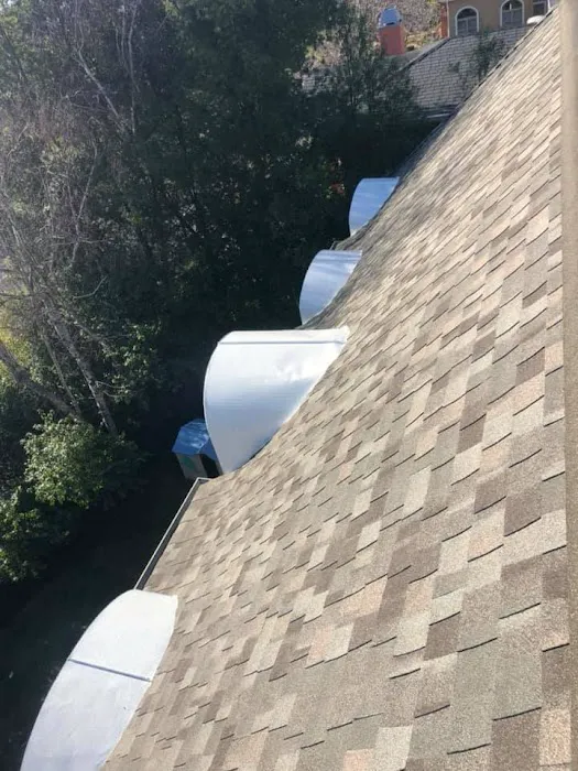 Villa's Roofing Company Inc. Picture 9