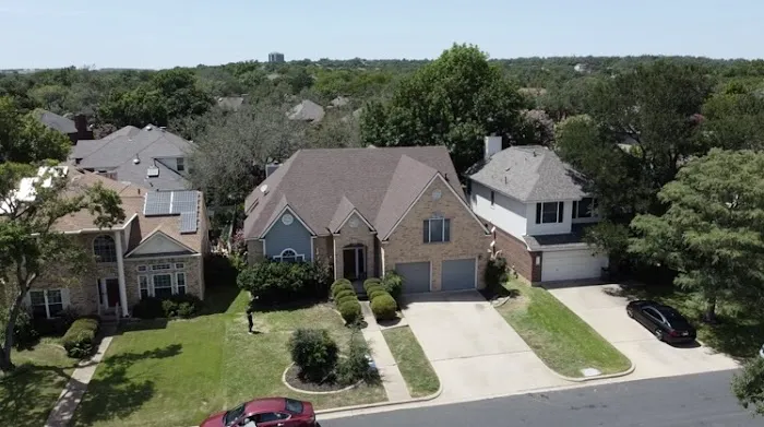 8 Square Roofing LLC Picture 2