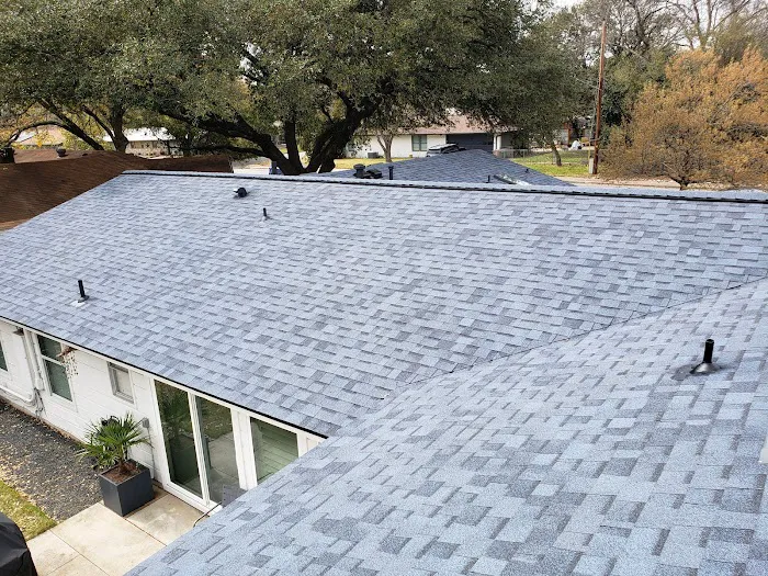 Austin Window, Siding and Roofing Picture 5