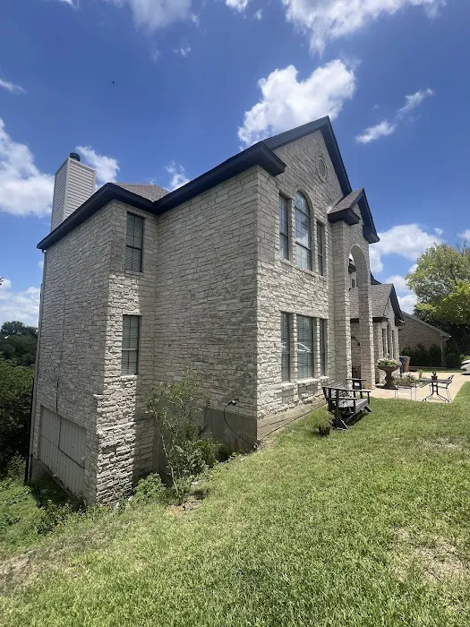 LOA Construction and Austin Roofing Picture 1