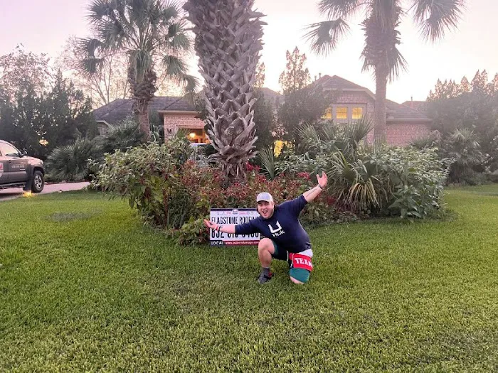 Flagstone Roofing & Exteriors Picture 7