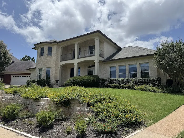 Haven Exteriors Picture 5