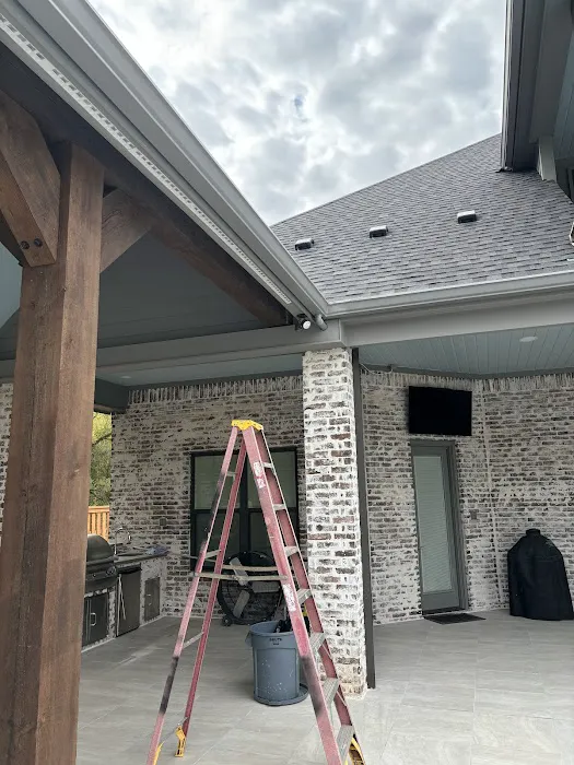 Mr. ROOFing & Gutters Picture 2