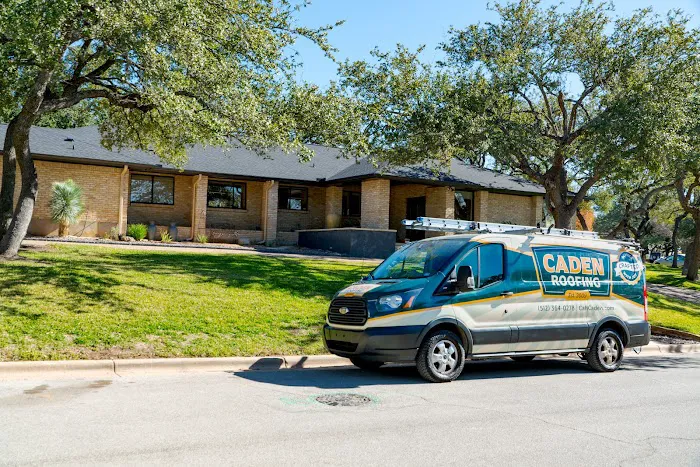 Caden Roofing Picture 1