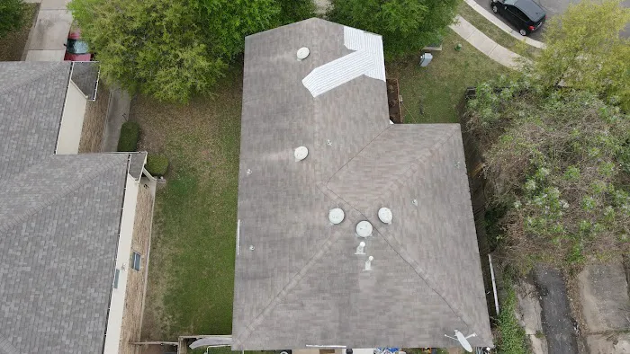 First Contact Roofing & Construction Picture 3