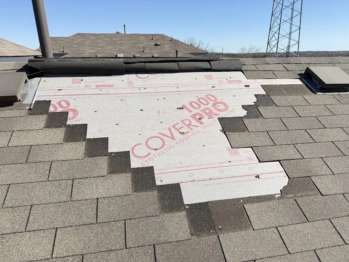 D & H Roofing Inc Picture 3