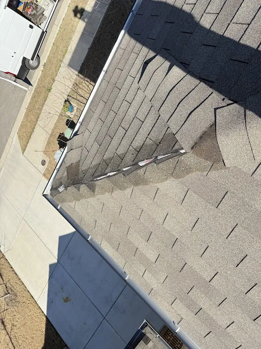 D & H Roofing Inc Picture 7