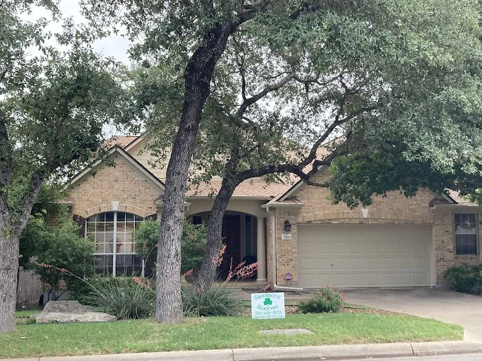 Shamrock Roofing Picture 1