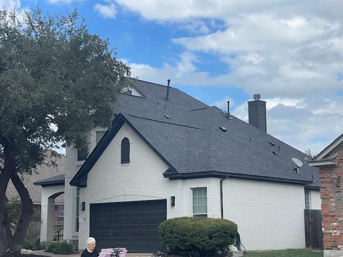 Papa Bear Roofing & Exteriors Picture 7