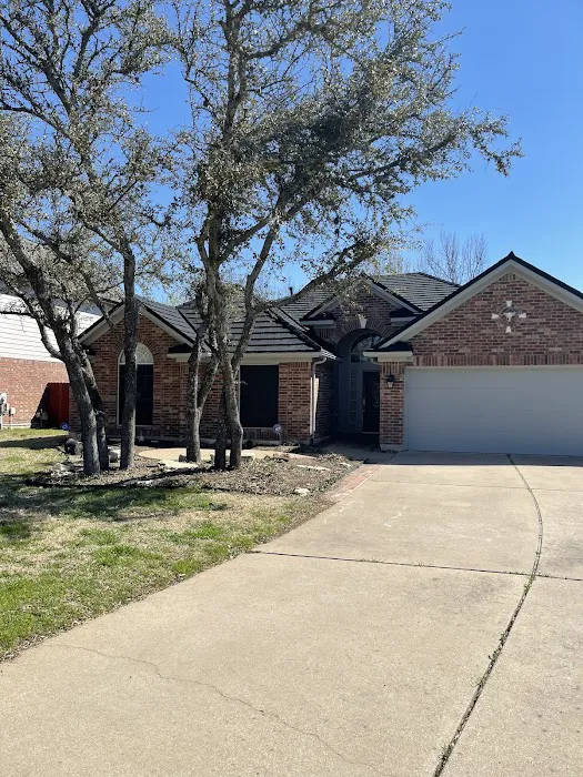 Pinnacle Roofing Partners Picture 2