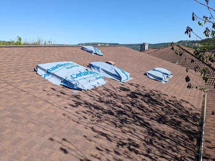 Derek & Chelsea - HammerDown Roofing Picture 1
