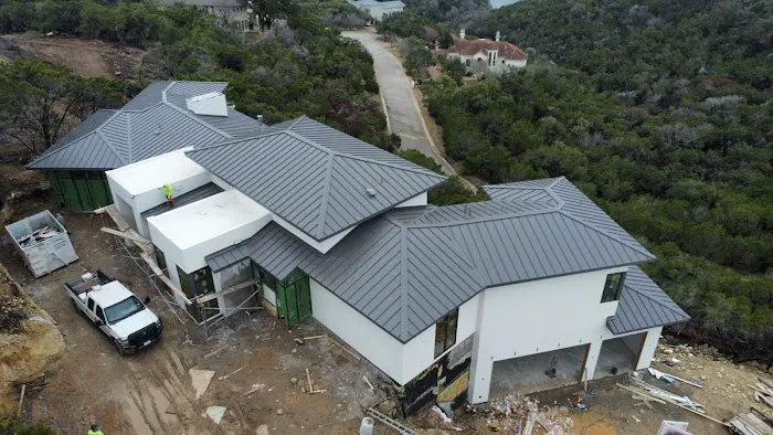 DG Roofing & Construction LLC Picture 4