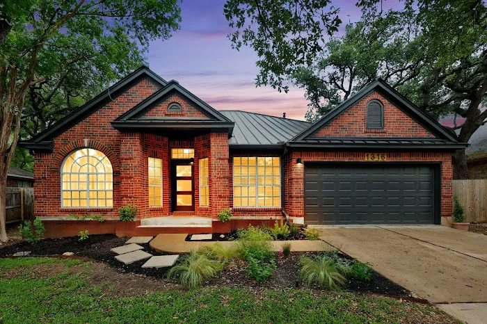 Allies Roofing and Construction LLC Picture 8