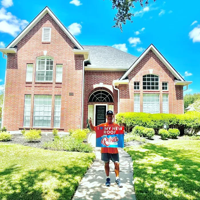 Reign Roofing Picture 1