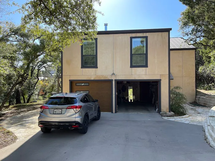 Affluent Exteriors Picture 9