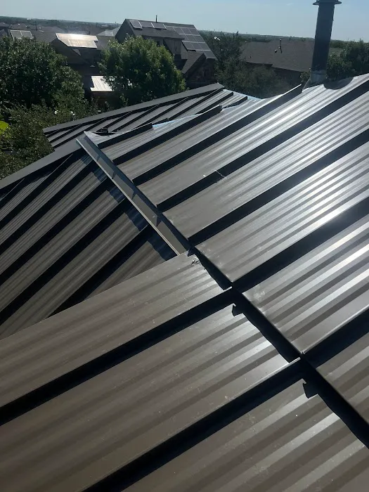 Rey's Roofing Picture 8