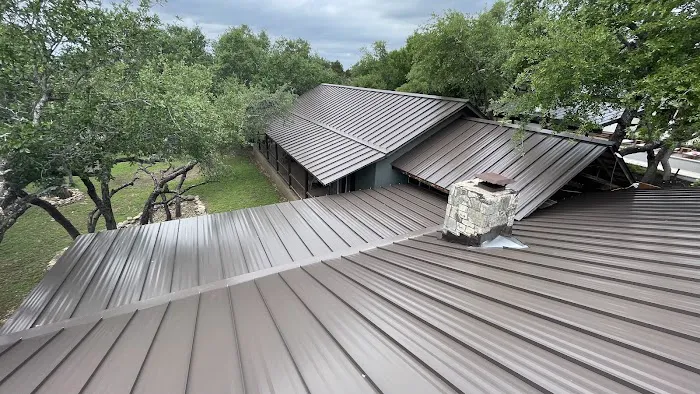 Jaramillo Roofing Services LLC Picture 6