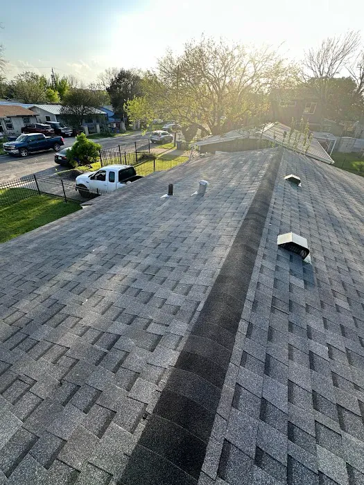Jaramillo Roofing Services LLC Picture 9