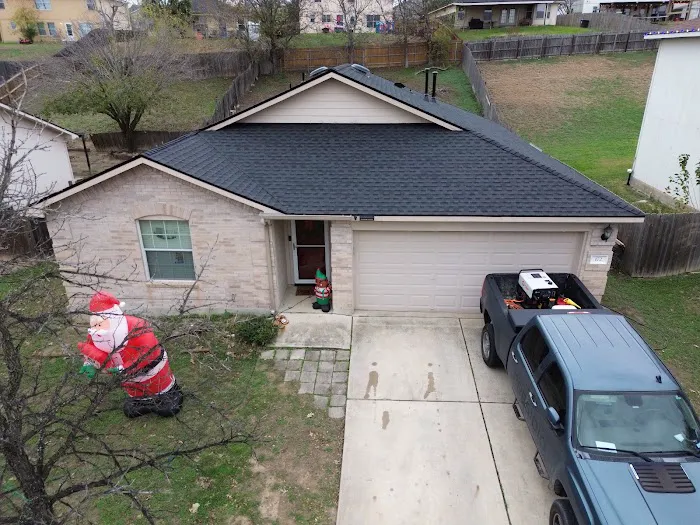 Gomez Quality Roofing LLC Picture 4