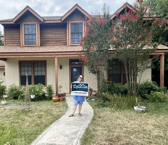 Hometown Roofing & Restoration Picture 4