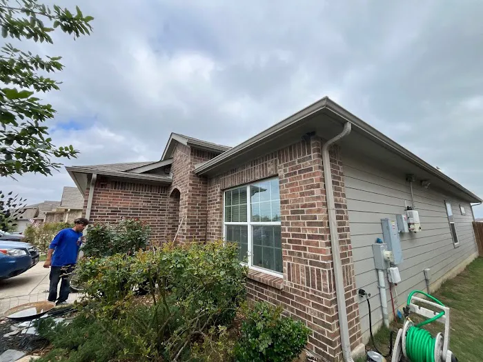 Salvador Roofing Services LLC Picture 5