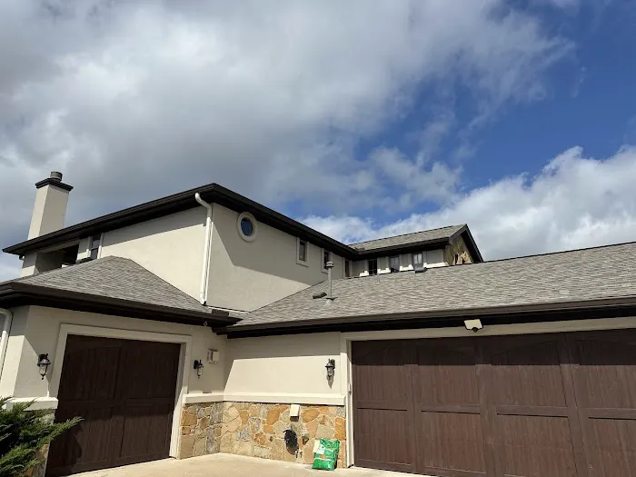 North Face Exterior Picture 1