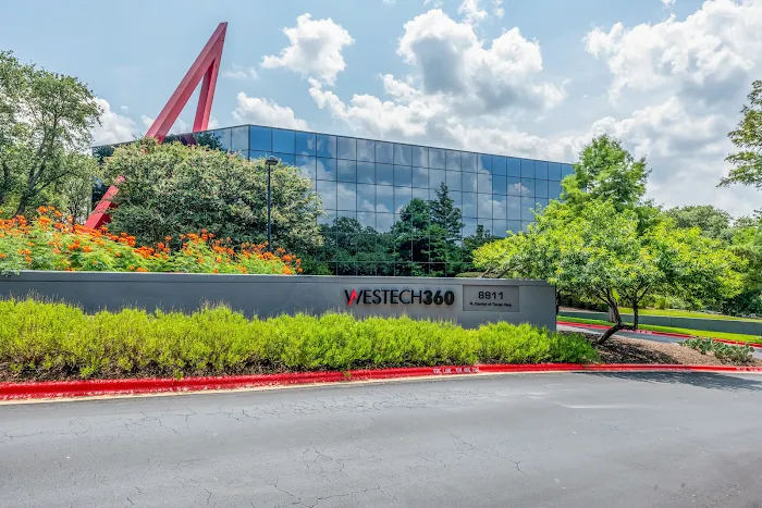 USA Home Roofing & Exteriors Picture 8