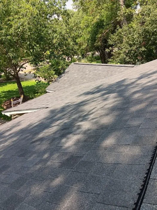 Saldana’s Roofing Contractor Picture 9