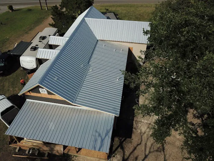 AAA Roofing & Gutters Picture 3