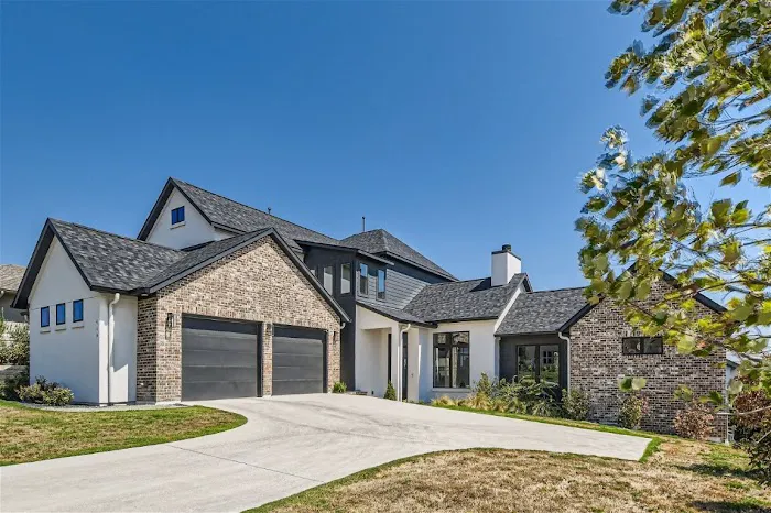 Lakeway Roofing Picture 1