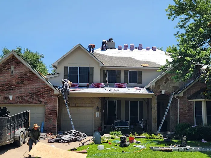 Paramount Roofing and Solar, LLC Picture 1