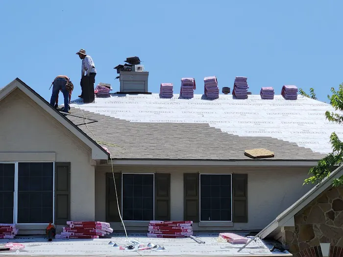 Paramount Roofing and Solar, LLC Picture 4