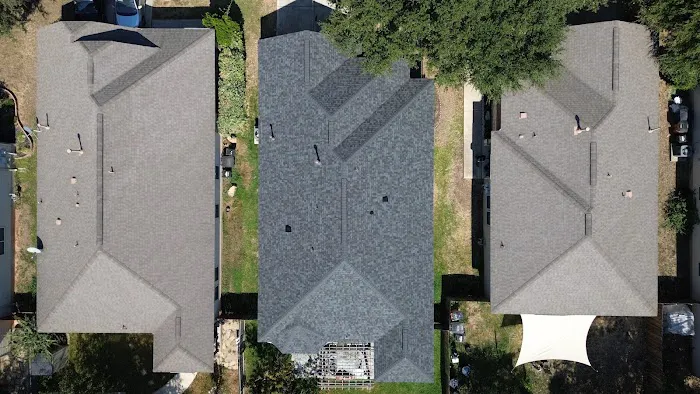 Roof Royale Picture 1