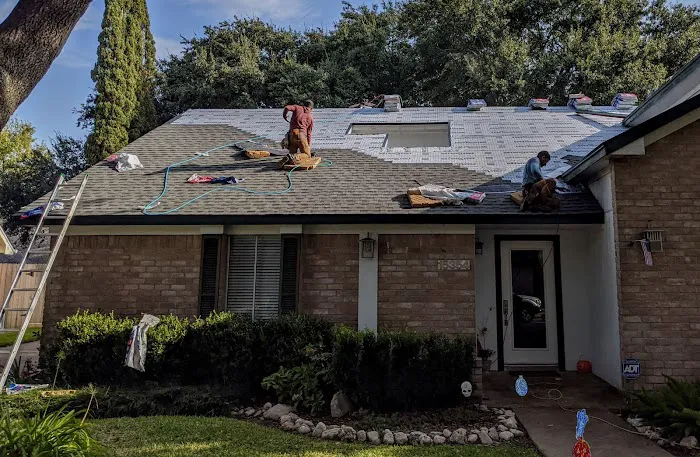 Rock Roofing & Construction LLC Picture 1