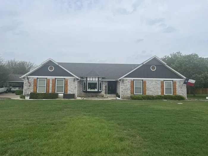 M&M Roofing, Siding & Windows - Austin Picture 8