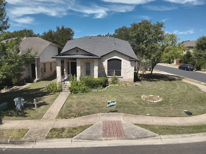 M&M Roofing, Siding & Windows - Austin Picture 7