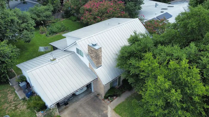 Malachi Roofing Picture 1