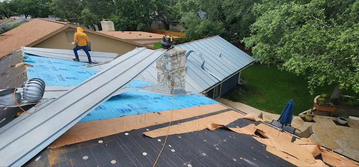 Valor Roofing & Restoration Picture 7