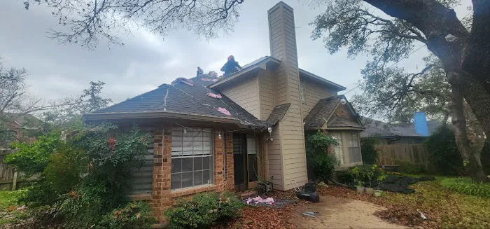 Valor Roofing & Restoration Picture 4