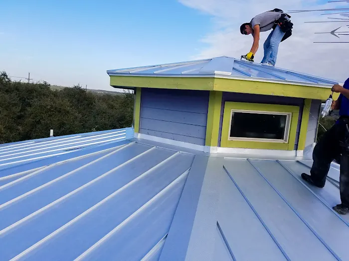 R&L Roofing Specialties Picture 9