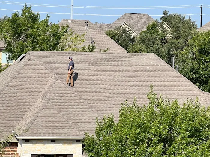 Oakwood Roofing and Construction, LLC Picture 4