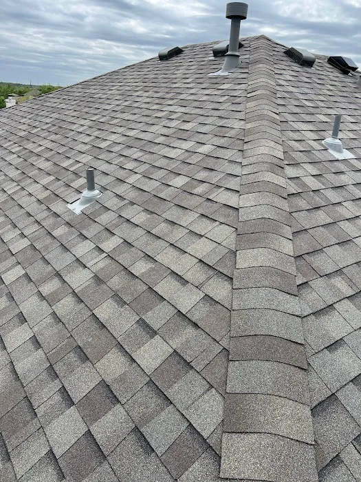 Oakwood Roofing and Construction, LLC Picture 8