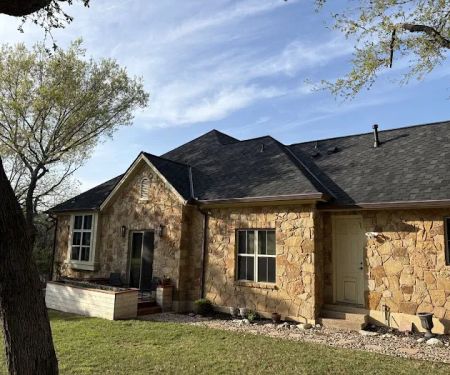 Qualis Roofing & Construction