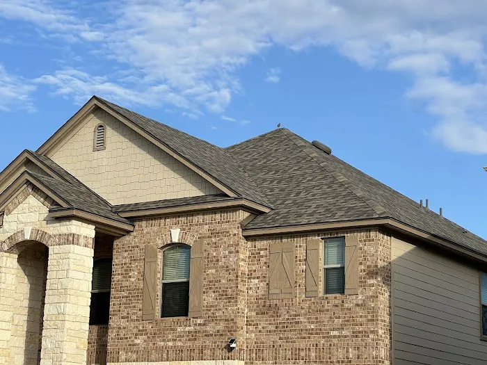 Qualis Roofing & Construction Picture 2