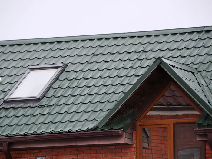 Thomas Family Roofing & Construction Picture 1