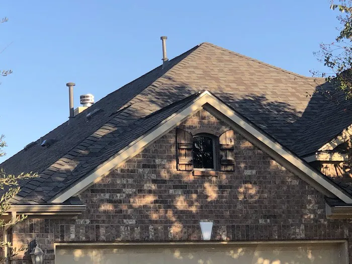 Lone Star Roofing & Gutters Picture 3